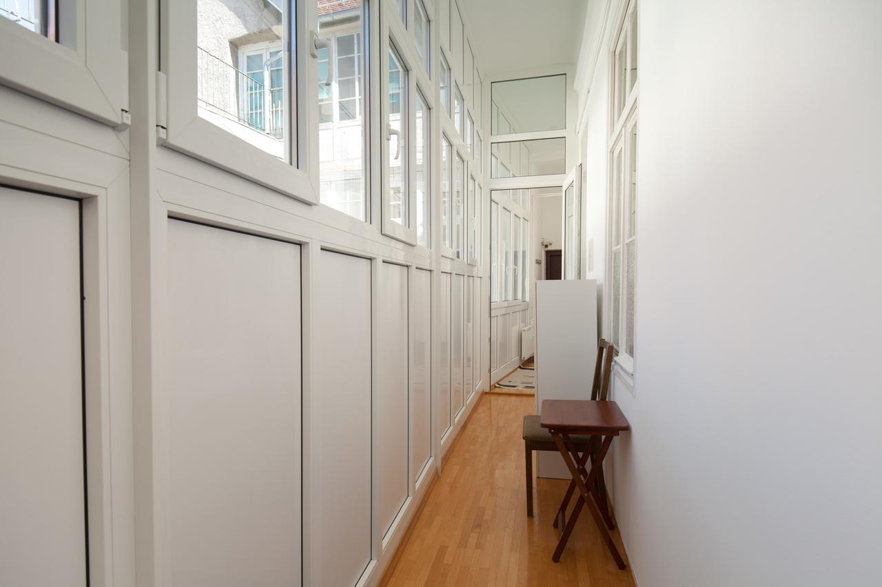 Charming Apartment Laura Tour As Ljubljana By Town Hall Exterior photo